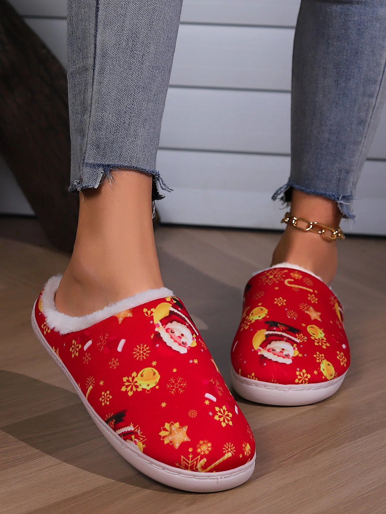 Christmas Slippers for Women Men Cute Cartoon Winter Plush Furry Funny Slippers Comfy Warm House Shoes